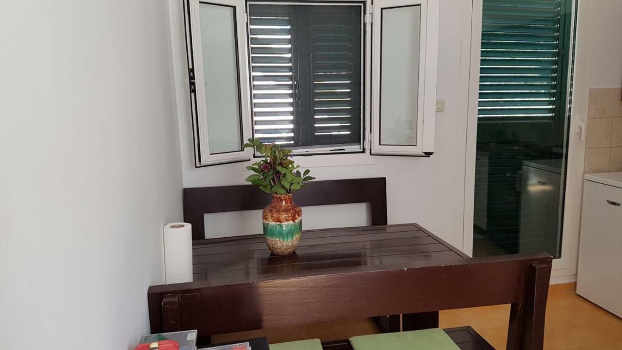 Apartment Gal Podgora Exterior photo
